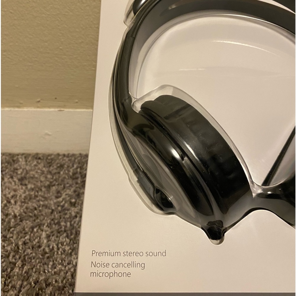Headset & mousepad - Picture 4 of 4